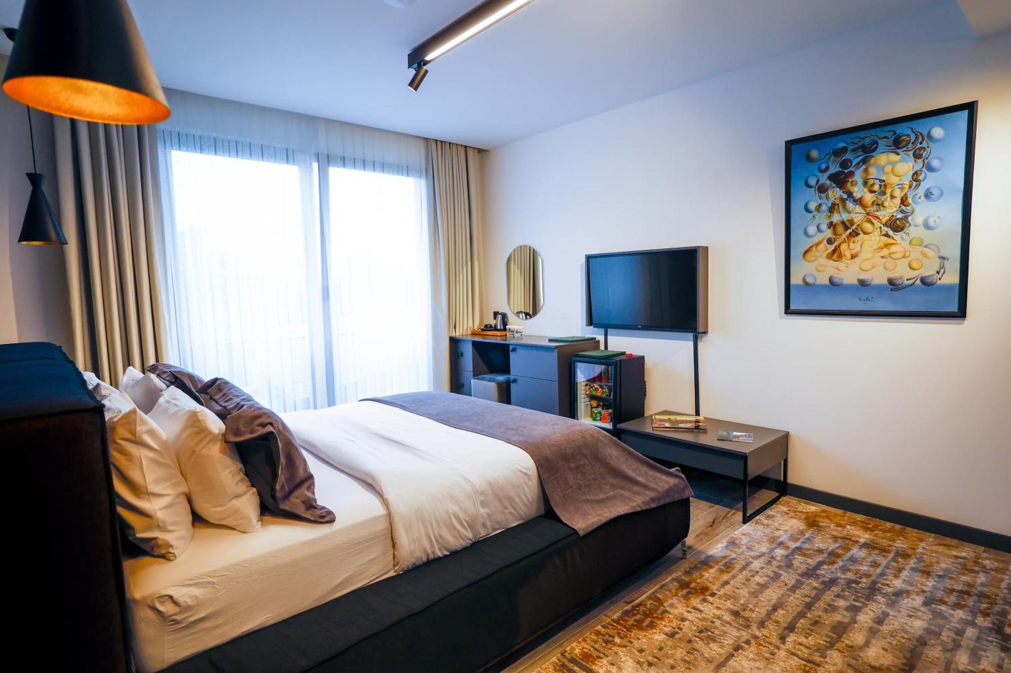 Cathan Art Hotel