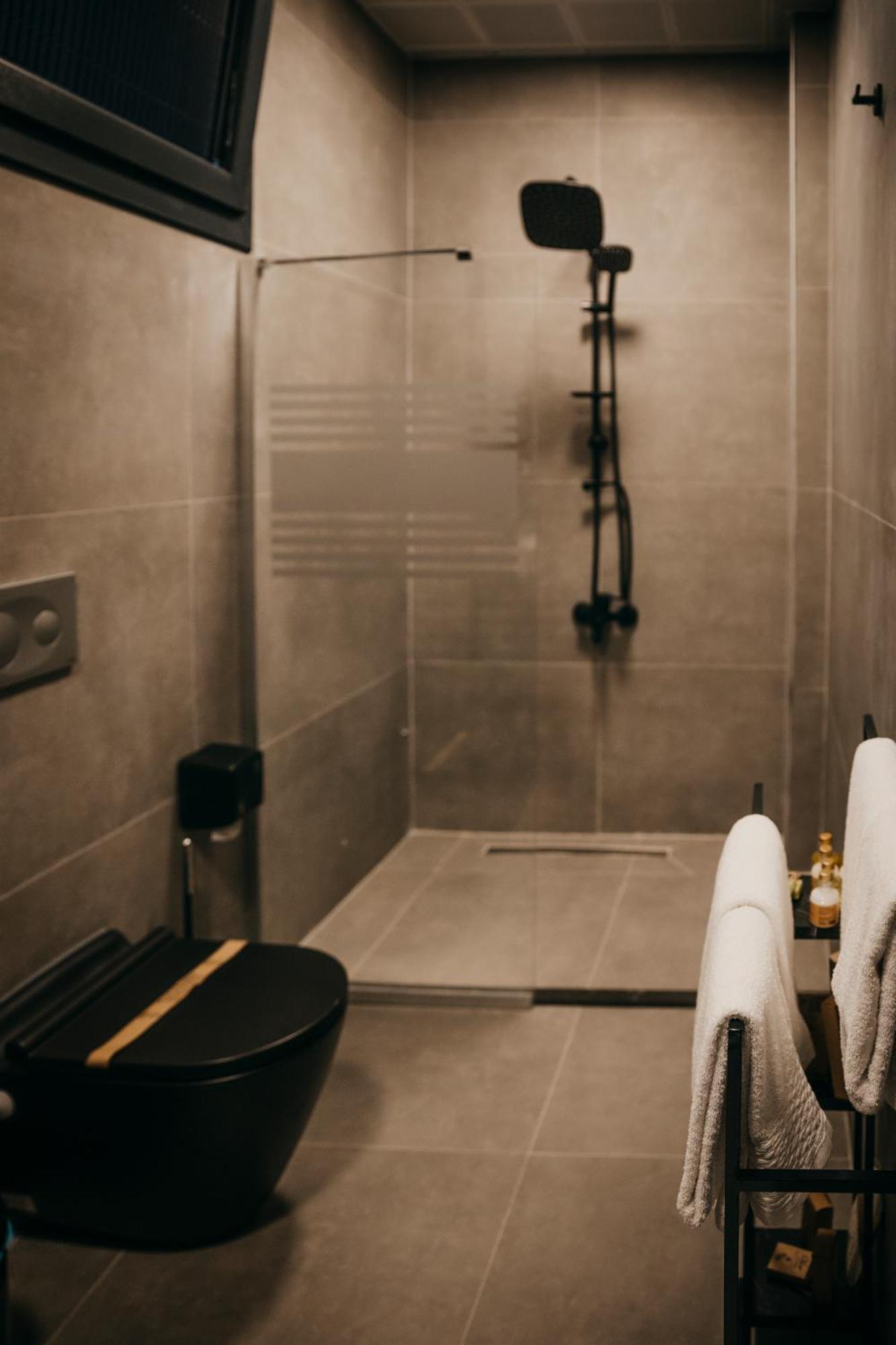 Cathan Art Hotel